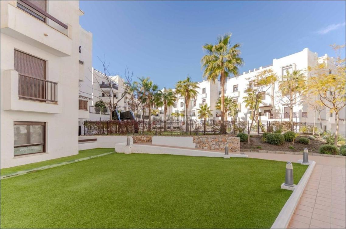 Apartamento En Salobrena Cerca Del Mar - Con Piscina, Gimnasio Y Garaje Экстерьер фото